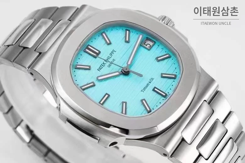 파텍필립 노틸러스 올리브그린 다이얼 스틸 오토매틱 40mm 올리브 그린 (2)