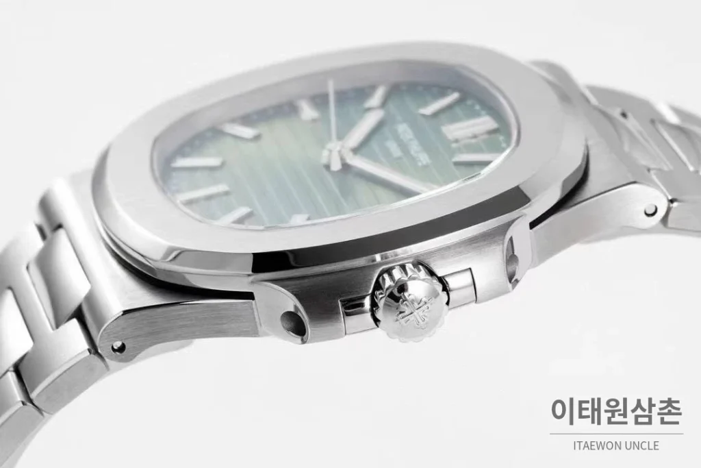파텍필립 노틸러스 올리브그린 다이얼 스틸 오토매틱 40mm 올리브 그린 (3)