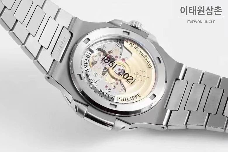 파텍필립 노틸러스 올리브그린 다이얼 스틸 오토매틱 40mm 올리브 그린 (2)