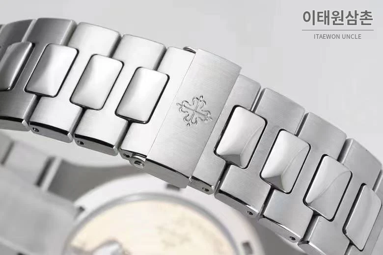 파텍필립 노틸러스 올리브그린 다이얼 스틸 오토매틱 40mm 올리브 그린 (2)
