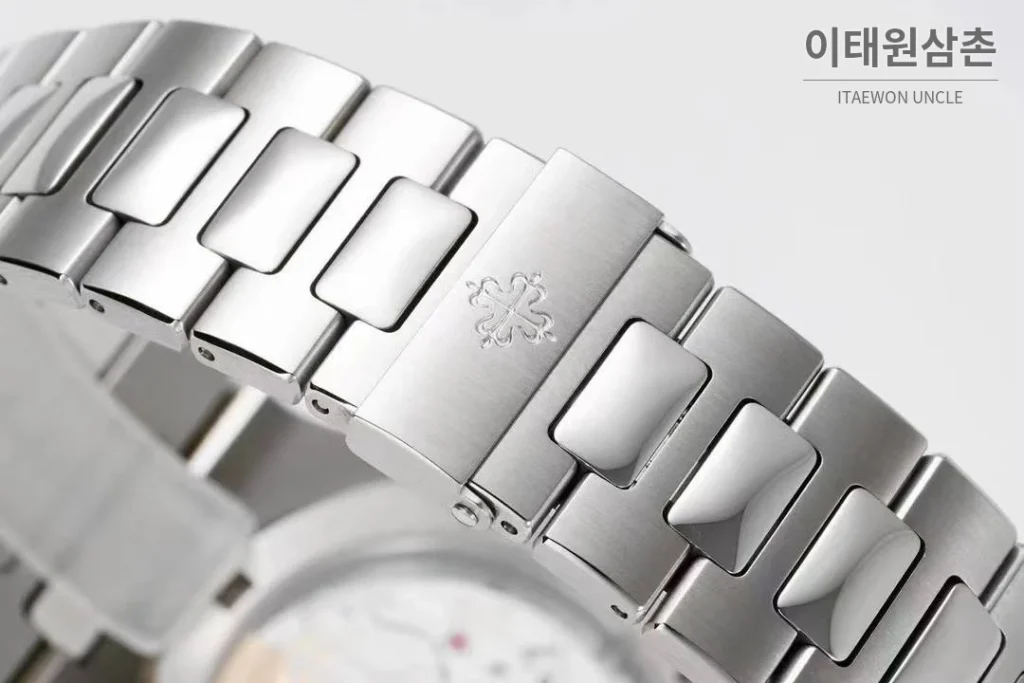 파텍필립 노틸러스 올리브그린 다이얼 스틸 오토매틱 40mm 올리브 그린 (3)