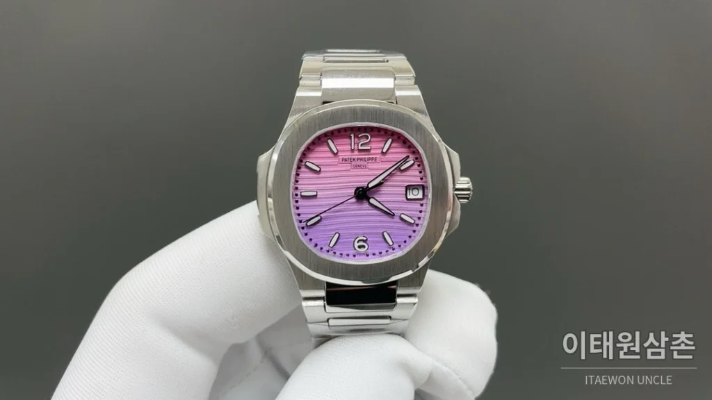 파텍필립 노틸러스 쿼츠 32mm (2)