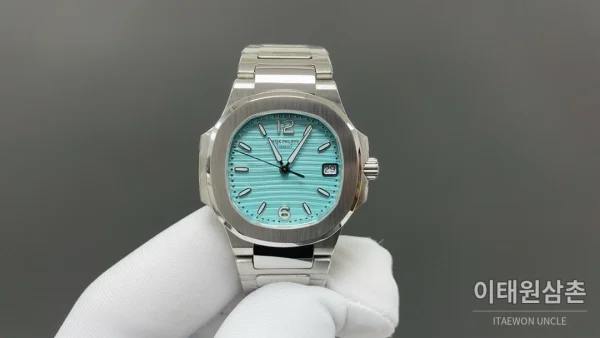 파텍필립 노틸러스 쿼츠 32mm
