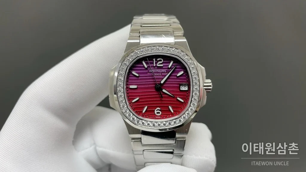 파텍필립 노utilus 쿼츠 32mm 핑크 다이얼