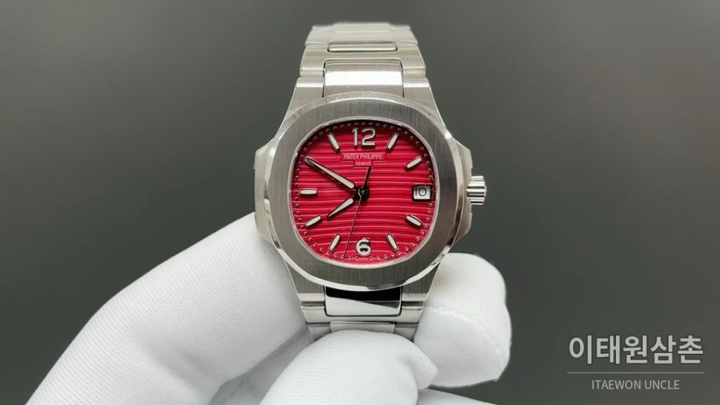 파텍필립 노틸러스 쿼츠 32mm (2)