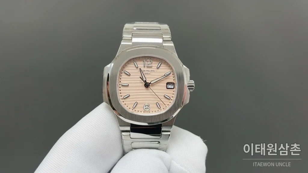 파텍필립 노틸러스 쿼츠 32mm