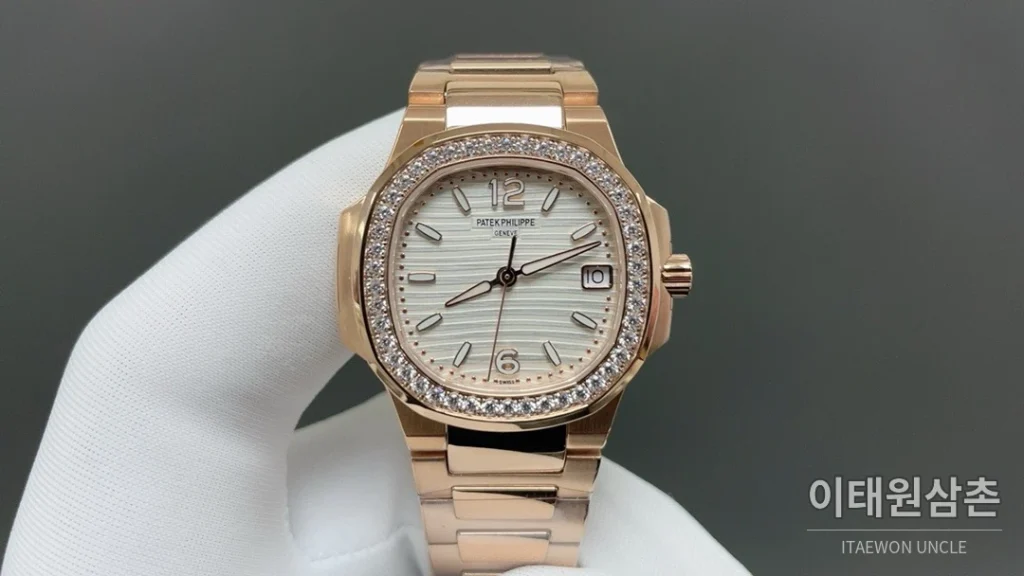 파텍필립 노틸러스 쿼츠 32mm 오렌지 다이얼