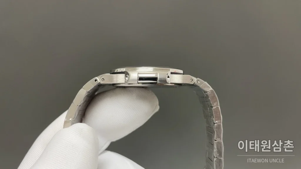 파텍필립 노틸러스 쿼츠 32mm