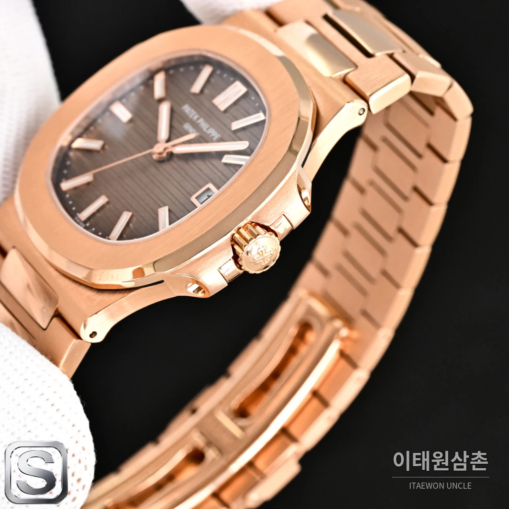 파텍필립 노틸러스 로즈골드 베젤 카키 다이얼 오토매틱 40mm