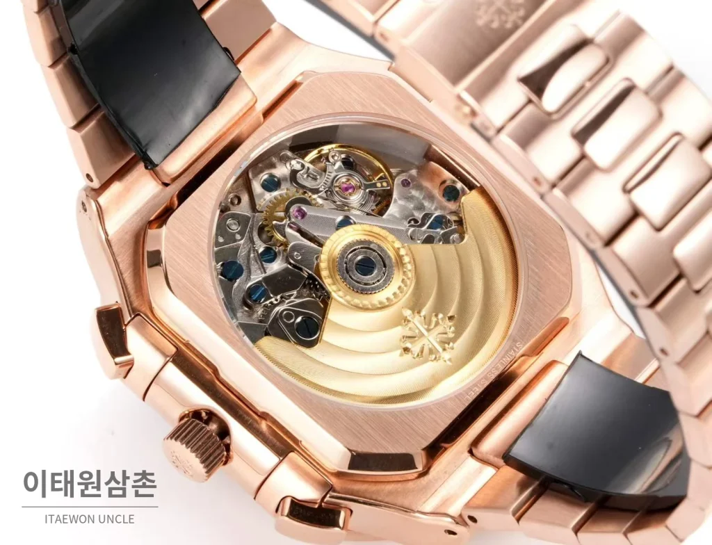 파텍필립 노틸러스 스틸 블랙다이얼 크로노그래프 오토매틱 44mm (3)
