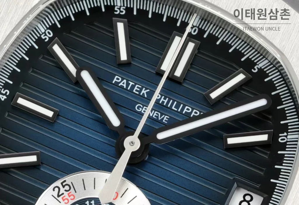 파텍필립 노틸러스 스틸 블루다이얼 크로노그래프 오토매틱 40.5mm 5980 (3)
