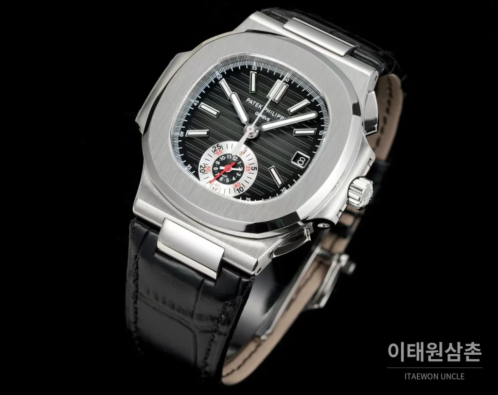 파텍필립 노틸러스 스틸 블루다이얼 크로노그래프 오토매틱 40.5mm 5980 (2)
