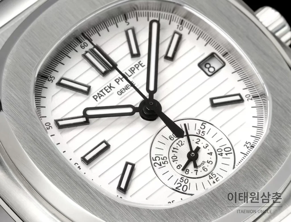 파텍필립 노틸러스 스틸 블루다이얼 크로노그래프 오토매틱 40.5mm 5980