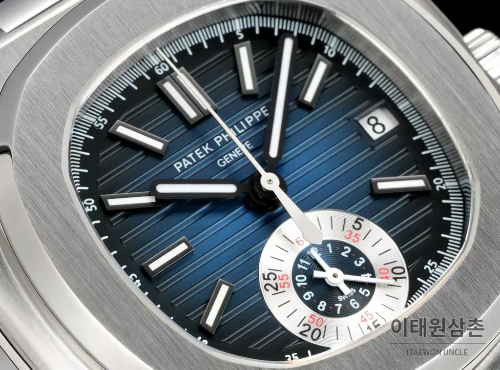 파텍필립 노틸러스 스틸 블루다이얼 크로노그래프 오토매틱 40.5mm 5980 (3)