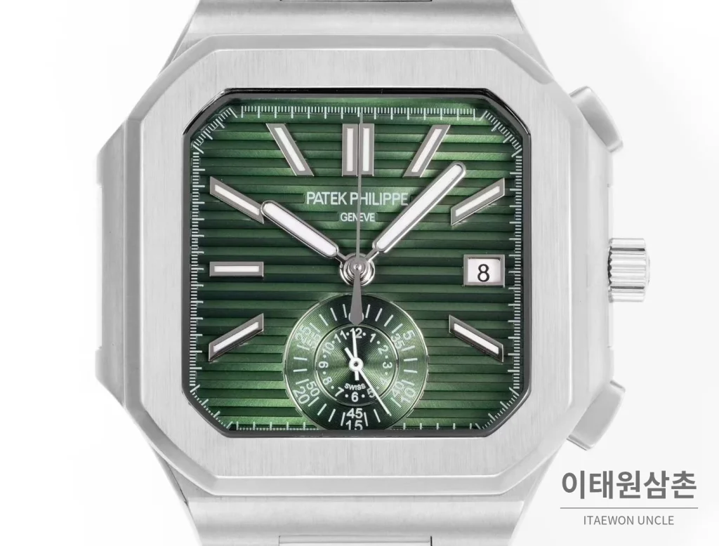 파텍필립 노틸러스 스틸 크로노그래프 오토매틱 44mm 5980/1A-014 그린 다이얼 블랙 가죽 스트랩