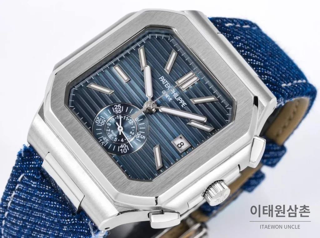 파텍필립 노틸러스 스틸 크로노그래프 오토매틱 44mm 5980/1A-014 블루 다이얼 블루 나일론 스트랩 (3)