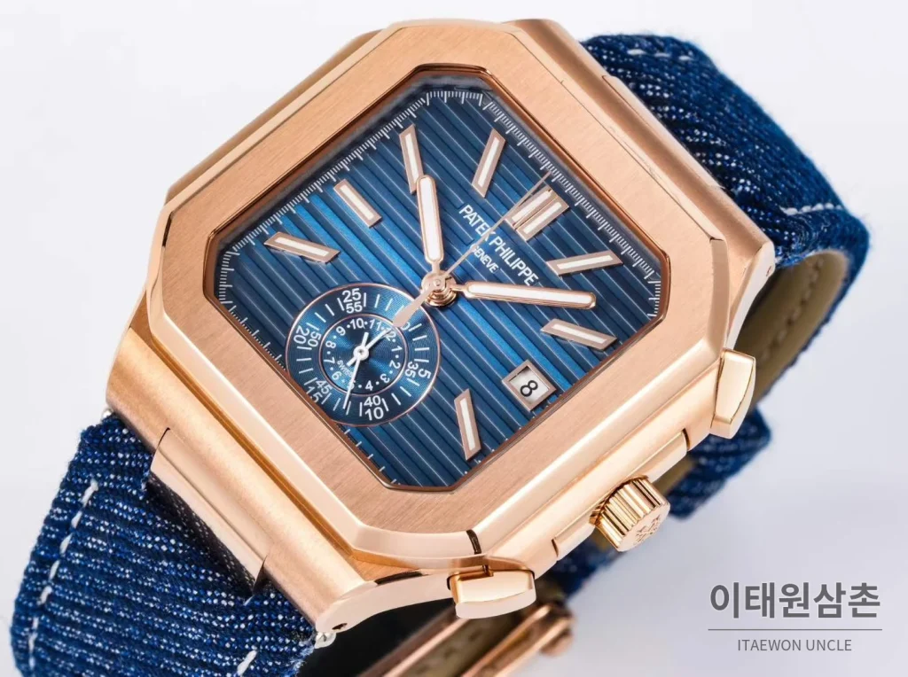 파텍필립 노틸러스 스틸 크로노그래프 오토매틱 44mm 5980/1A-014 블루 다이얼 블루 나일론 스트랩 (4)