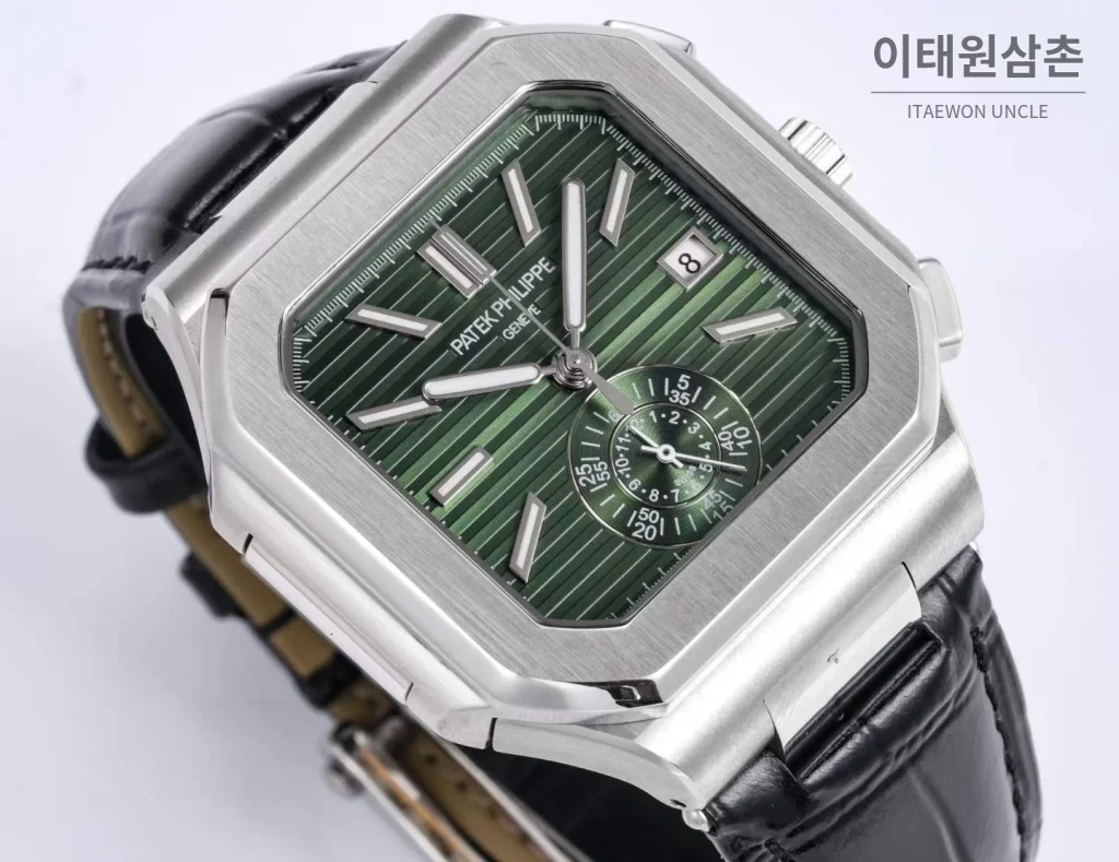파텍필립 노틸러스 스틸 크로노그래프 오토매틱 44mm 5980/1A-014 그린 다이얼 블랙 가죽 스트랩