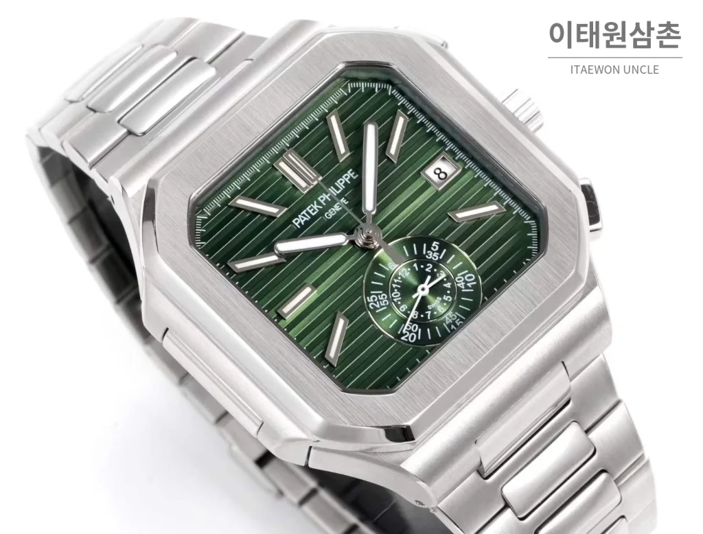 파텍필립 노틸러스 스틸 크로노그래프 오토매틱 44mm 블랙 (2)