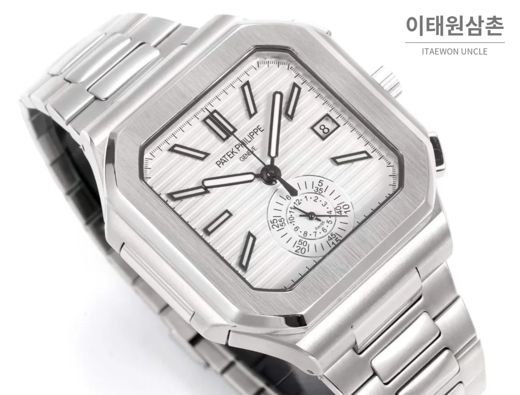 파텍필립 노틸러스 스틸 크로노그래프 오토매틱 44mm 블랙