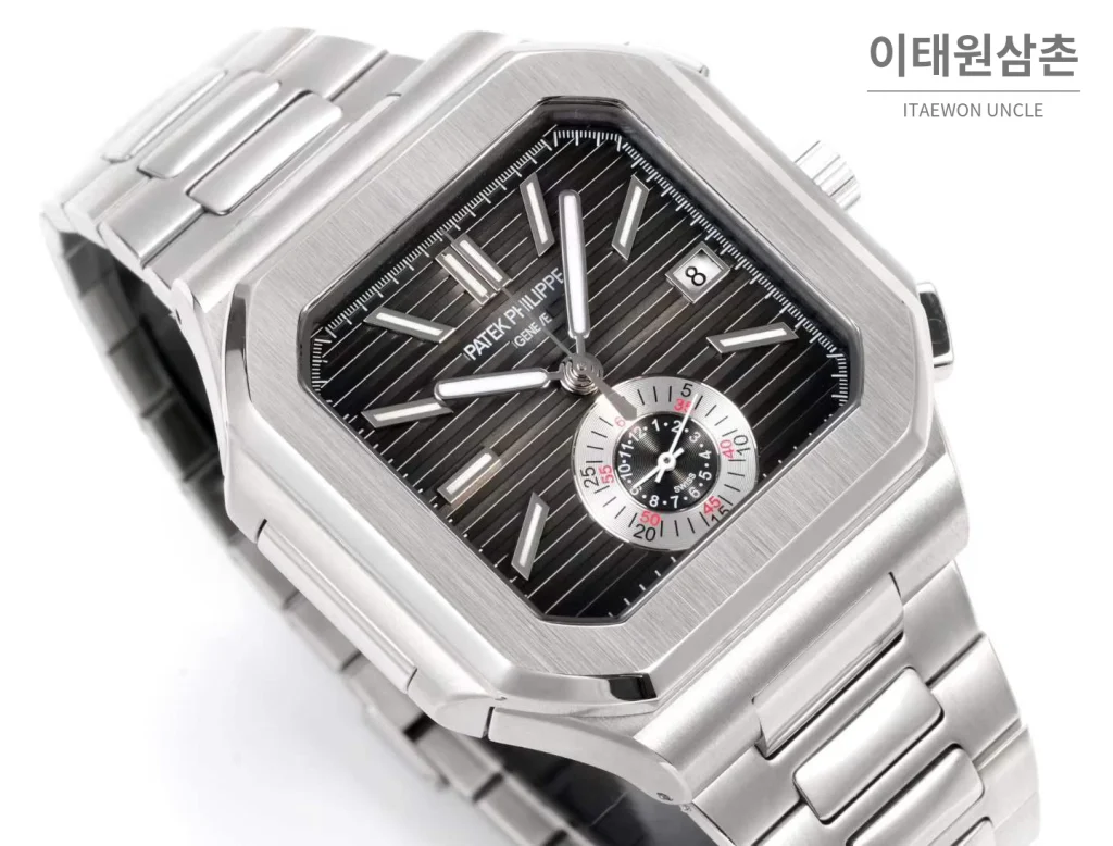 파텍필립 노틸러스 스틸 크로노그래프 오토매틱 44mm 블랙 (4)