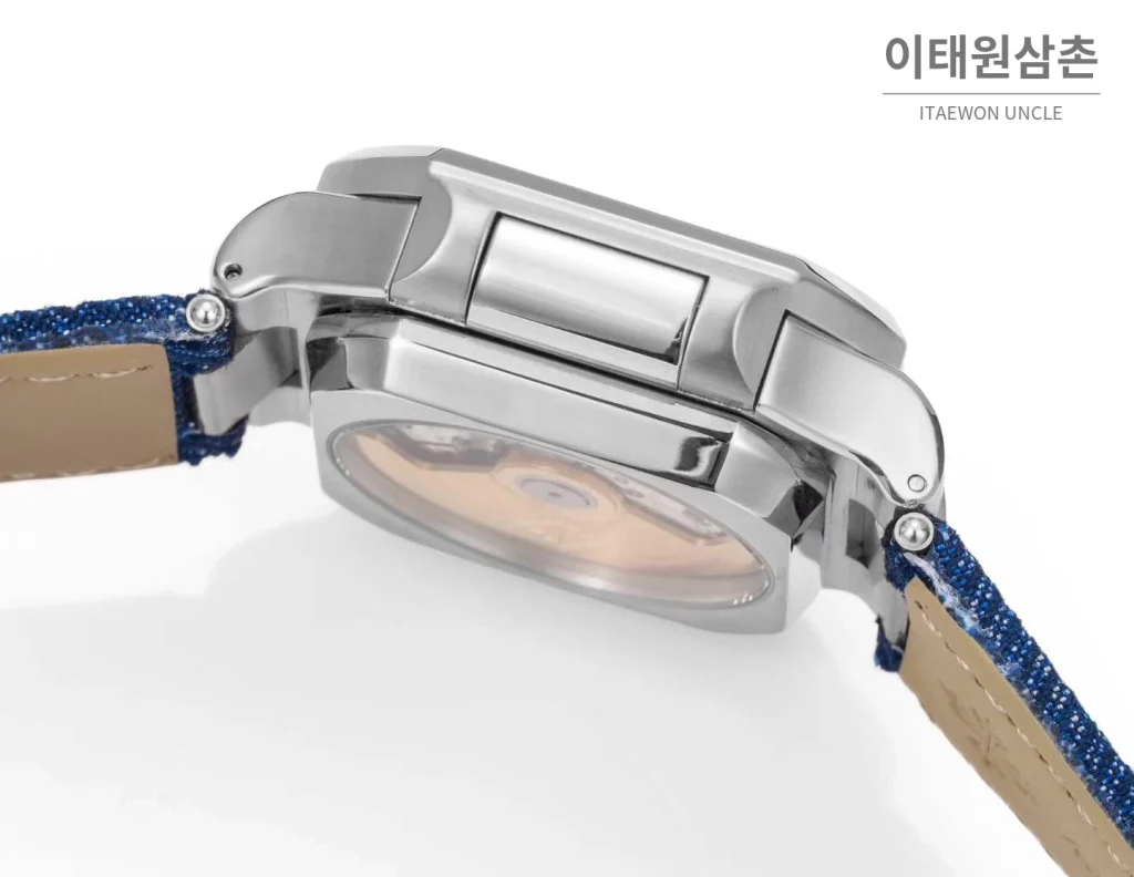 파텍필립 노틸러스 스틸 크로노그래프 오토매틱 44mm 5980/1A-014 블루 다이얼 블루 나일론 스트랩 (3)