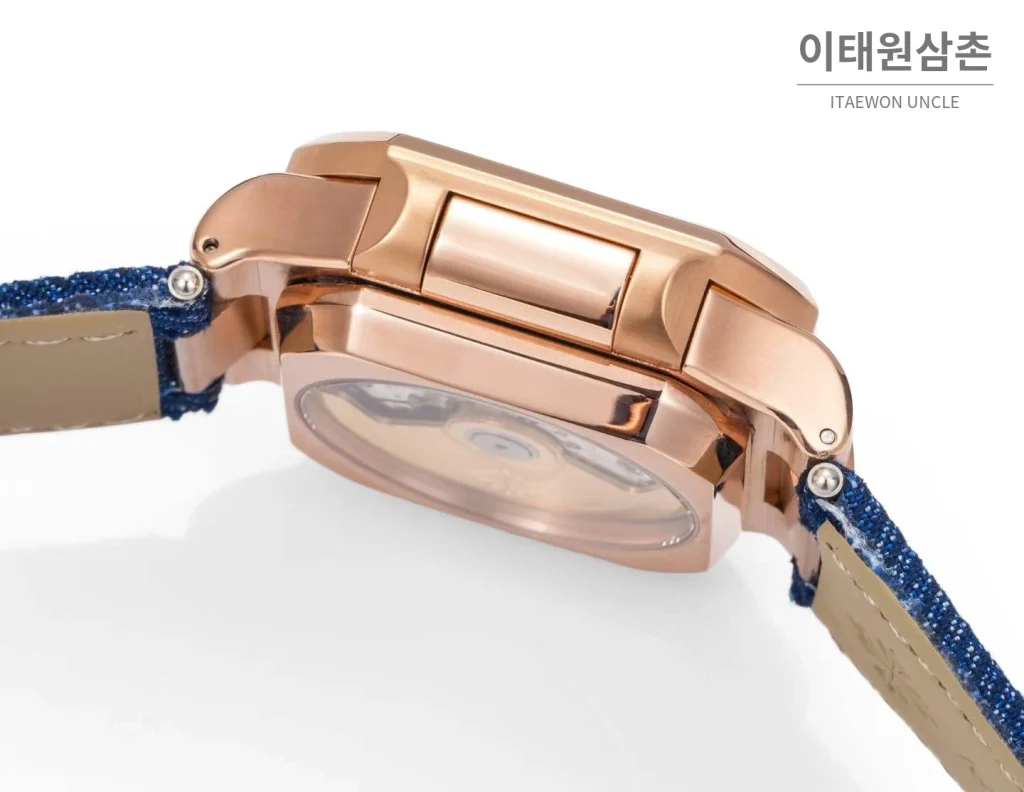 파텍필립 노틸러스 스틸 크로노그래프 오토매틱 44mm 5980/1A-014 블루 다이얼 블루 나일론 스트랩 (4)