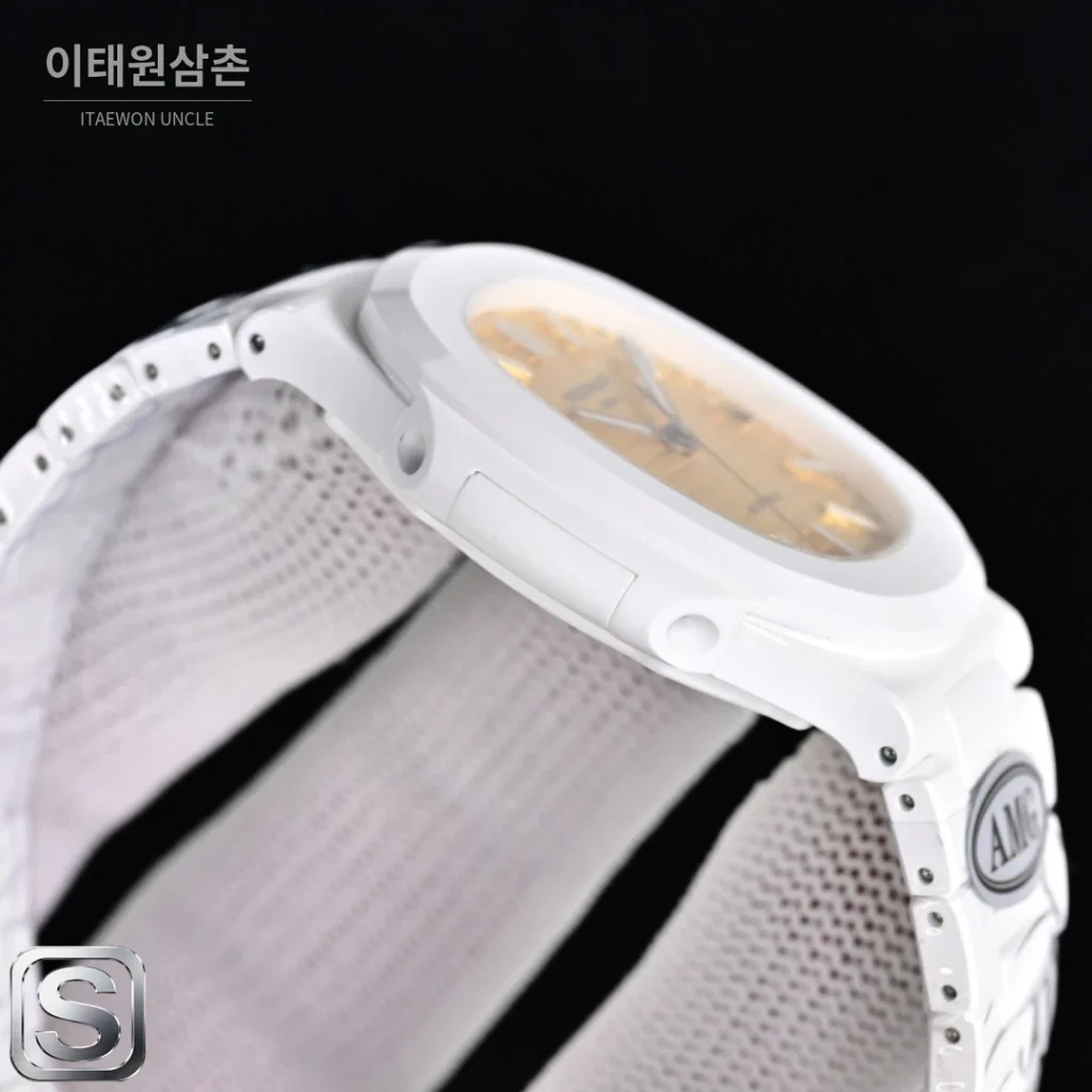 파텍필립 노틸러스 화이트 세라믹 아이스옐로우 다이얼 오토매틱 40mm