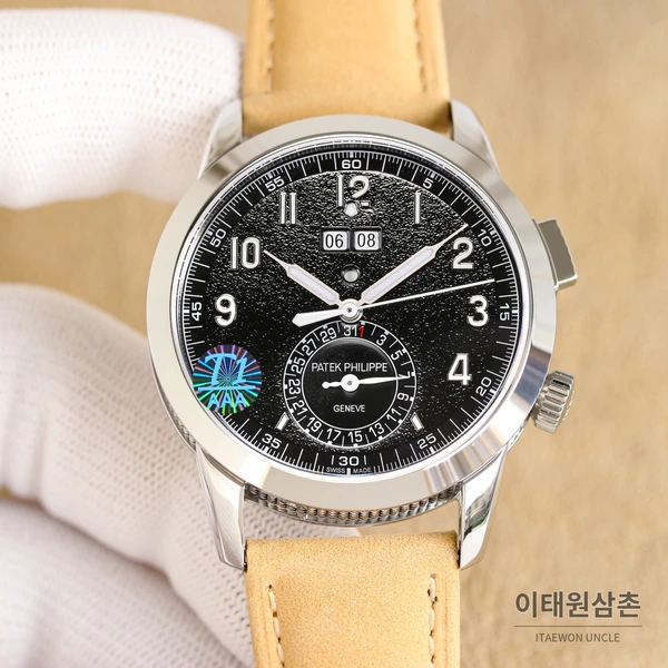 파텍필립 파일럿 트래블 타임 블랙 다이얼 베이지 스트랩 오토매틱 시계 41mm