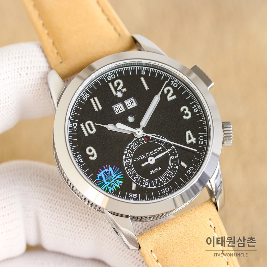 파텍필립 파일럿 트래블 타임 블랙 다이얼 베이지 스트랩 오토매틱 시계 41mm