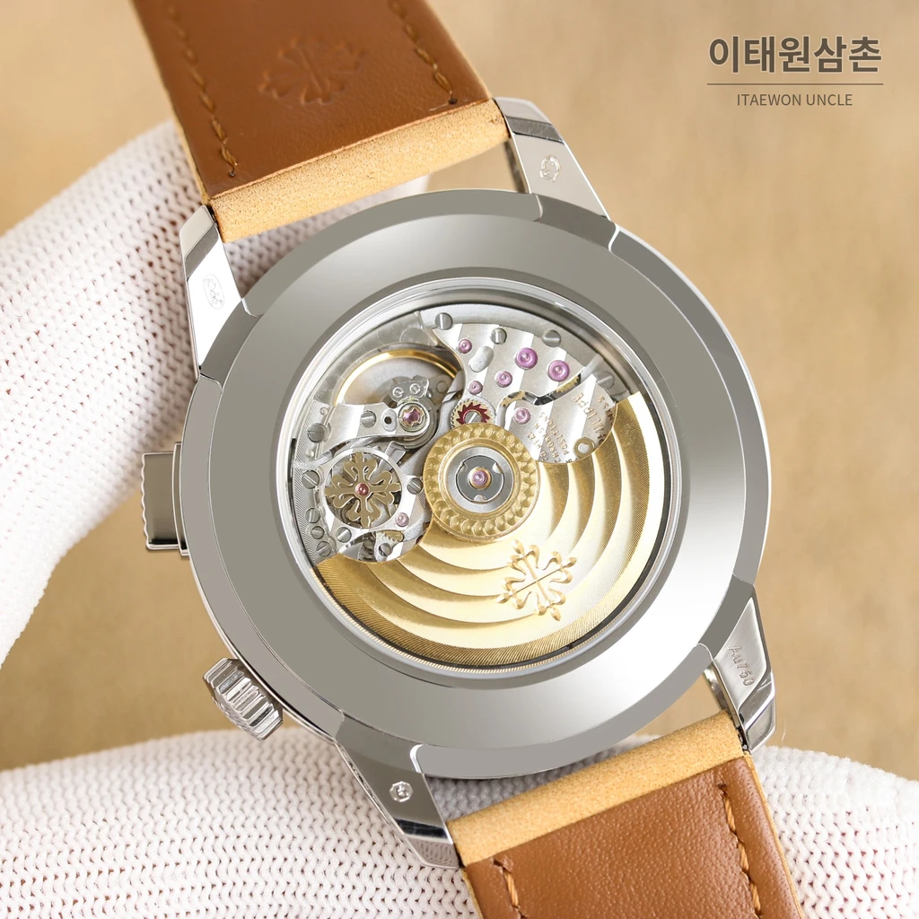 파텍필립 파일럿 트래블 타임 블랙 다이얼 베이지 스트랩 오토매틱 시계 41mm