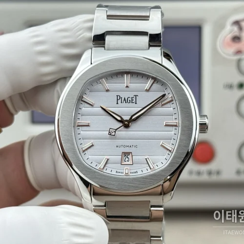 피아제 폴로 오토매틱 42mm 실버 다이얼