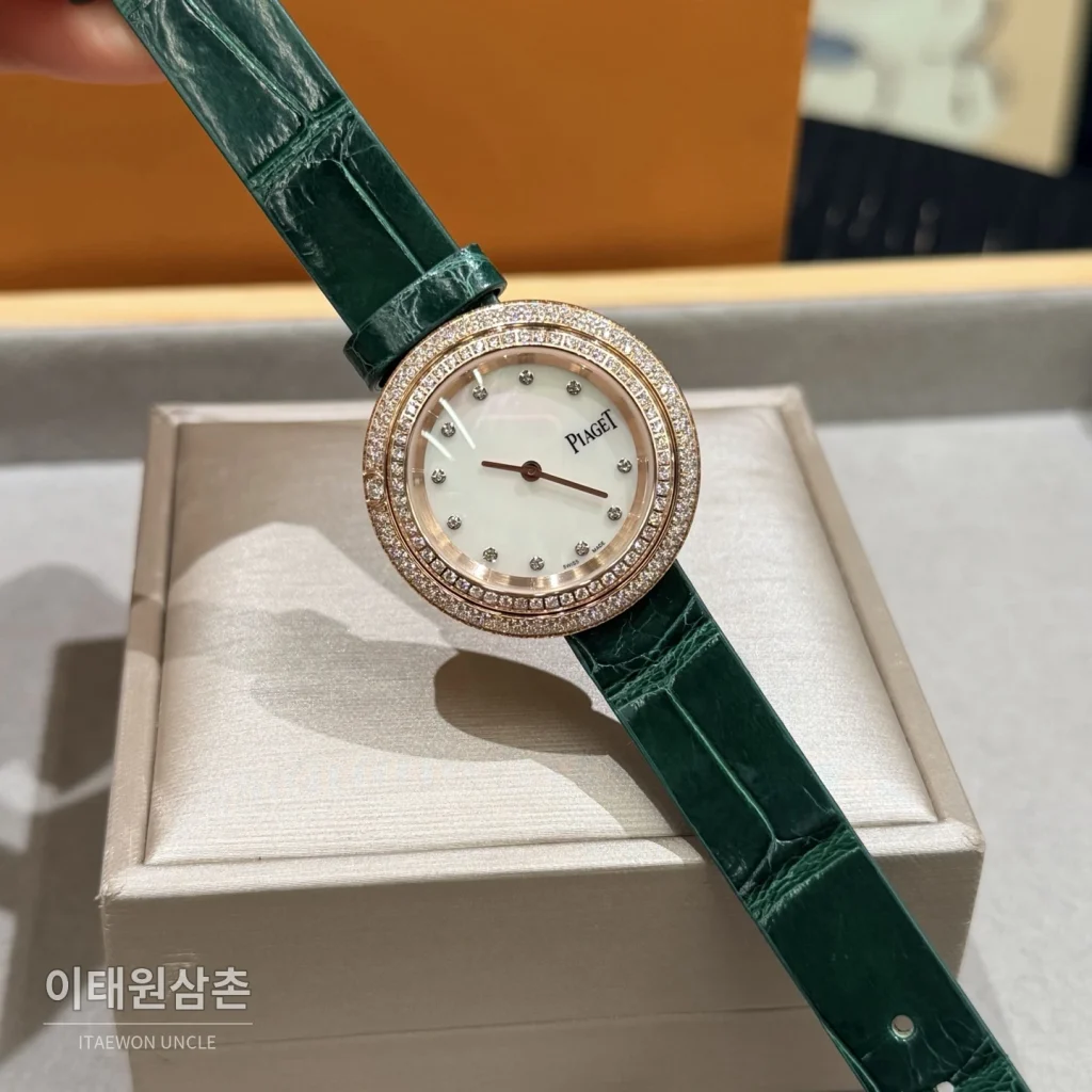 피아제 포세션 쿼츠 자개 다이얼