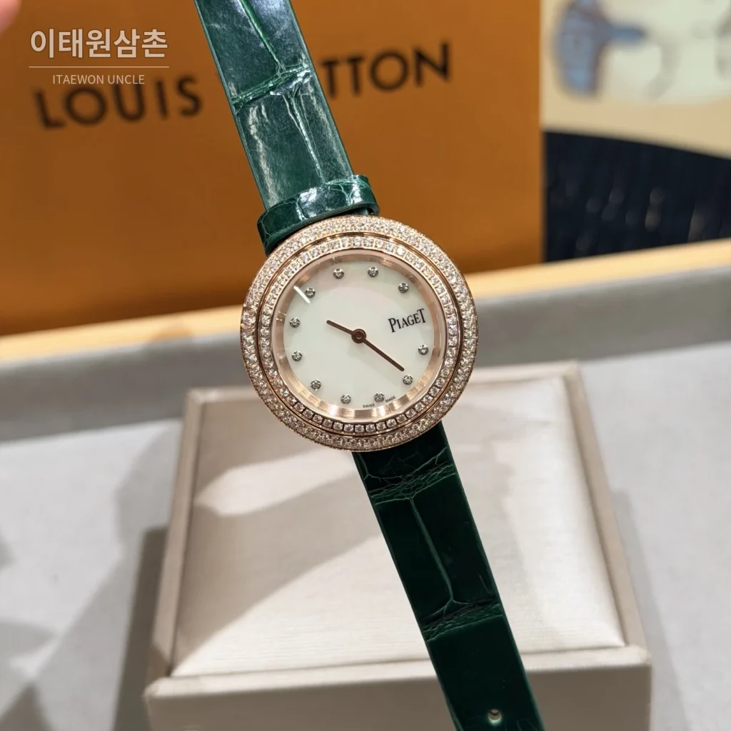 피아제 포세션 쿼츠 자개 다이얼