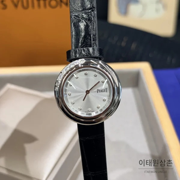 피아제 포제션 회전베젤 악어가죽 쿼츠 여성시계 골드 피아제 포제션 회전베젤 악어가죽 쿼츠 여성시계 골드