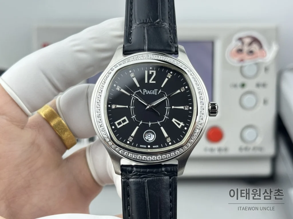 피아제 스퀘어케이스 블랙다이얼 레더스트랩 오토매틱 42mm