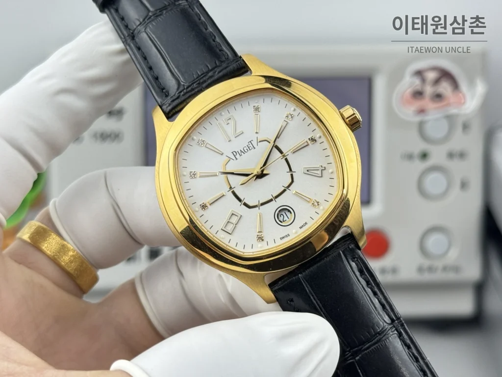 피아제 스퀘어케이스 골드베젤 화이트다이얼 오토매틱 42mm