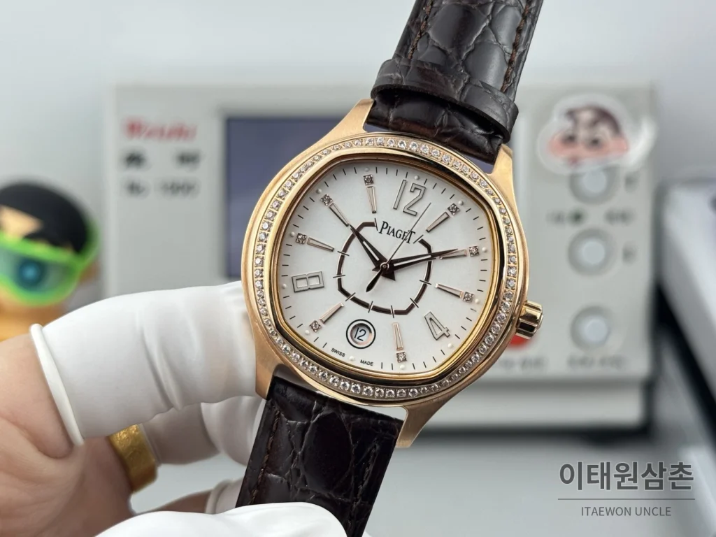 피아제 스퀘어케이스 로즈골드베젤 화이트다이얼 오토매틱 42mm