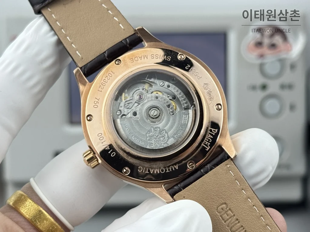 피아제 스퀘어케이스 로즈골드베젤 화이트다이얼 오토매틱 42mm