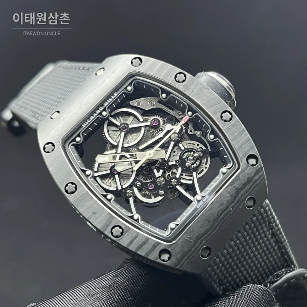 리차드밀 카본 TPT 쿼츠 TPT 스켈레톤 토노 수동 시계 47.33mm 스켈레톤 다이얼 그레이 러버 스트랩