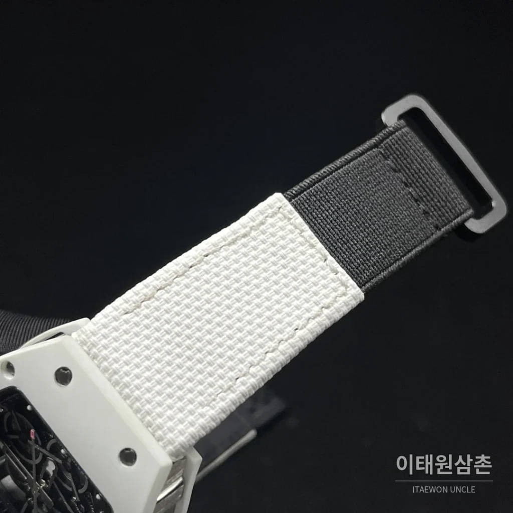 리차드밀 카본 TPT 쿼츠 TPT 스켈레톤 토노 수동 시계 47.33mm 스켈레톤 다이얼 화이트 나일론 스트랩