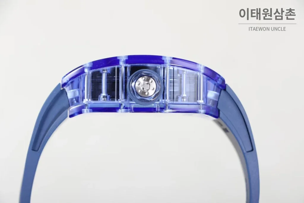 리차드밀 크리스탈 스켈레톤 헨드와인드 무브먼트 51mm RM055 스켈레톤 다이얼 네이비 러버 스트랩 아이스블루 베젤