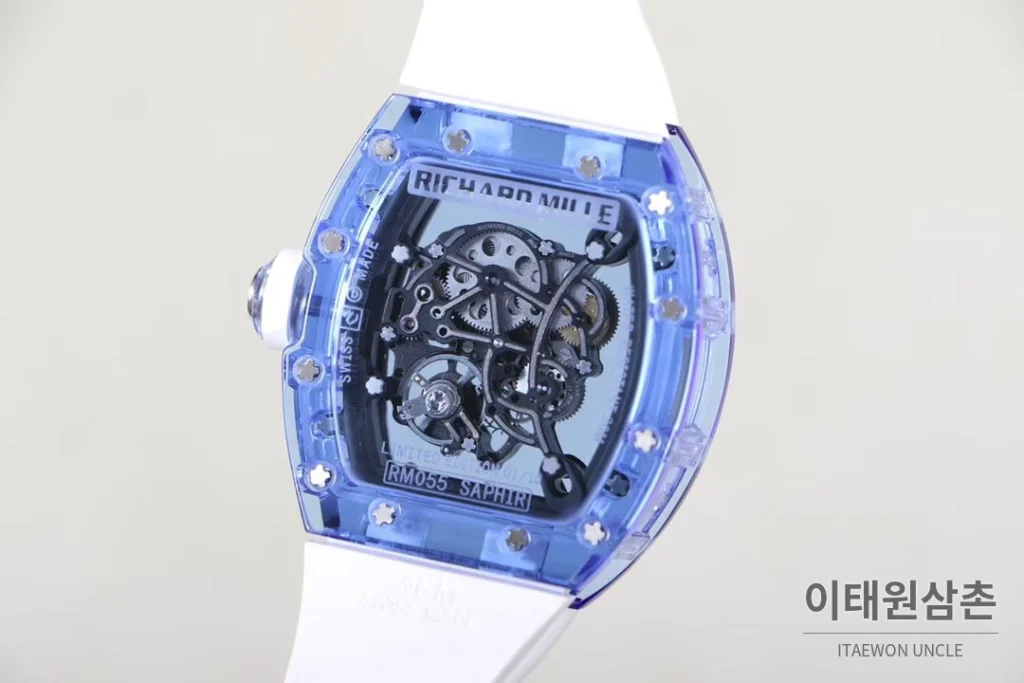 리차드밀 크리스탈 스켈레톤 헨드와인드 무브먼트 51mm RM055 스켈레톤 다이얼 화이트 러버 스트랩 아이스블루 베젤 (2)