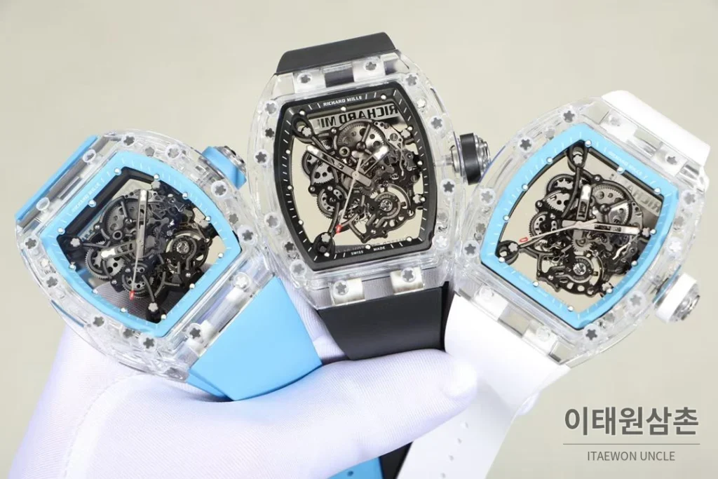 리차드밀 크리스탈 스켈레톤 헨드와인드 무브먼트 51mm RM055 스켈레톤 다이얼 블랙 러버 스트랩 카본 케이스