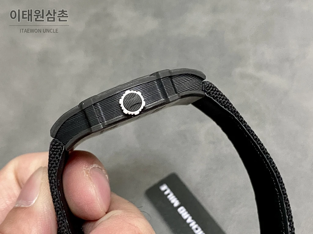 리차드밀 라파엘나달 NTPT카본 블랙베젤 플라잉투르비용 시계 47.25mm