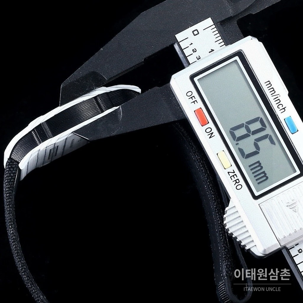 리차드밀 라파엘나달 NTPT카본 화이트베젤 플라잉투르비용 시계 47.25mm