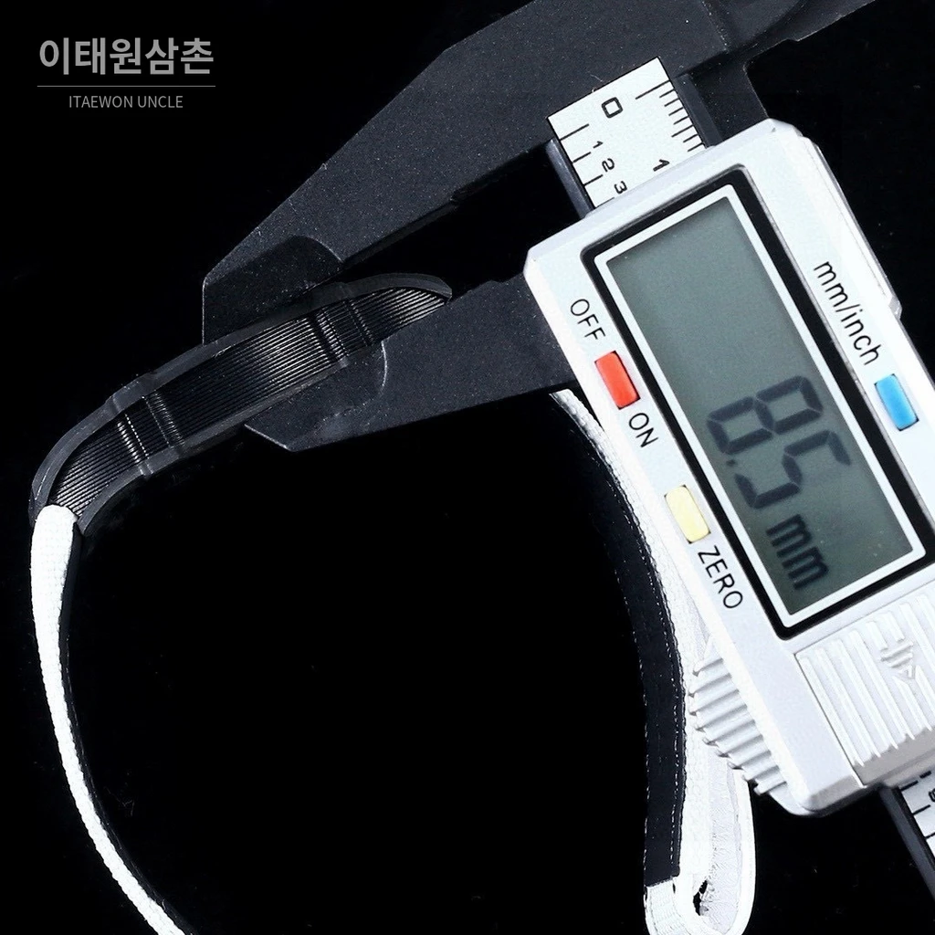 리차드밀 라파엘나달 NTPT카본 화이트베젤 플라잉투르비용 시계 47.25mm