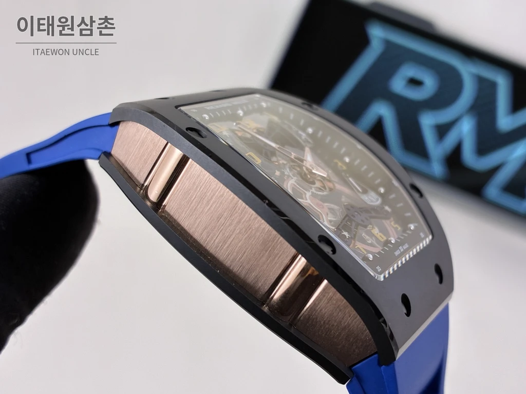 리차드밀 RM 17-02 블랙 세라믹 블루 스트랩 투르비용 시계 48mm
