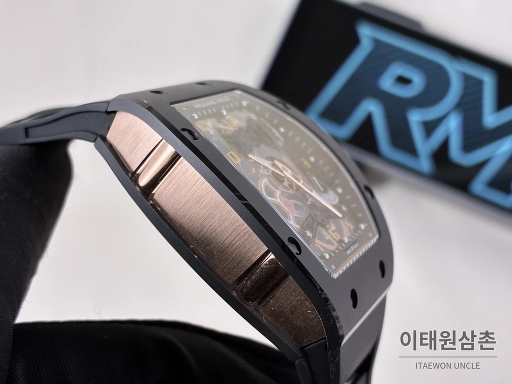 리차드밀 RM 17-02 블랙 세라믹 블랙 스트랩 골드 인덱스 투르비용 시계 48mm