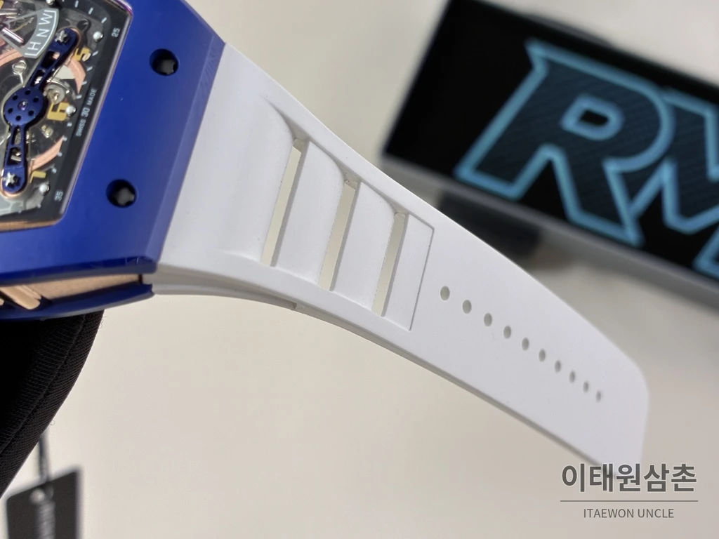 리차드밀 RM 17-02 블루 세라믹 화이트 스트랩 투르비용 시계 48mm